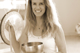 Gong und Yoga Seminarleitung Janine Gabelmann